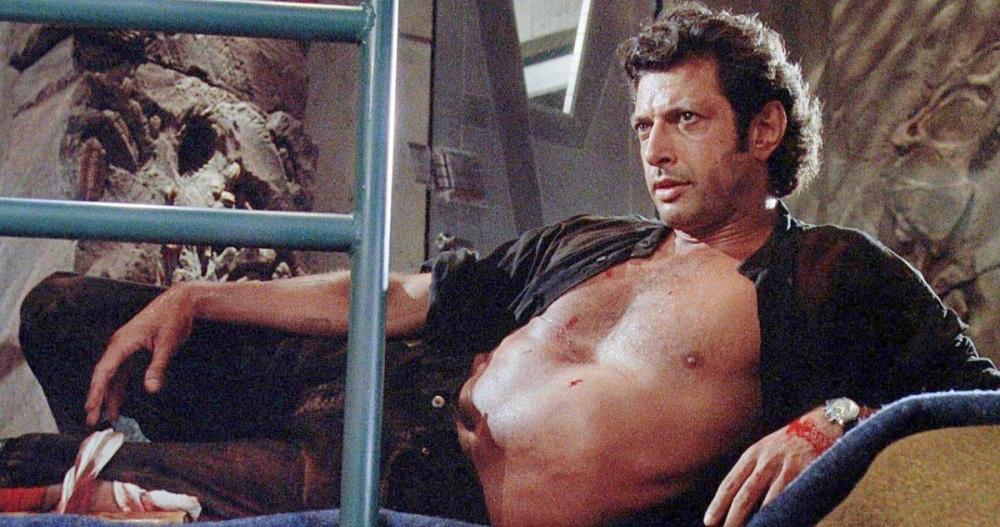 Jurassic-Park-Jeff-Goldblum-Shirtless-Recreation-Photo.thumb.jpg.66872d1fca40ad369cd3942ca61e6aed.jpg